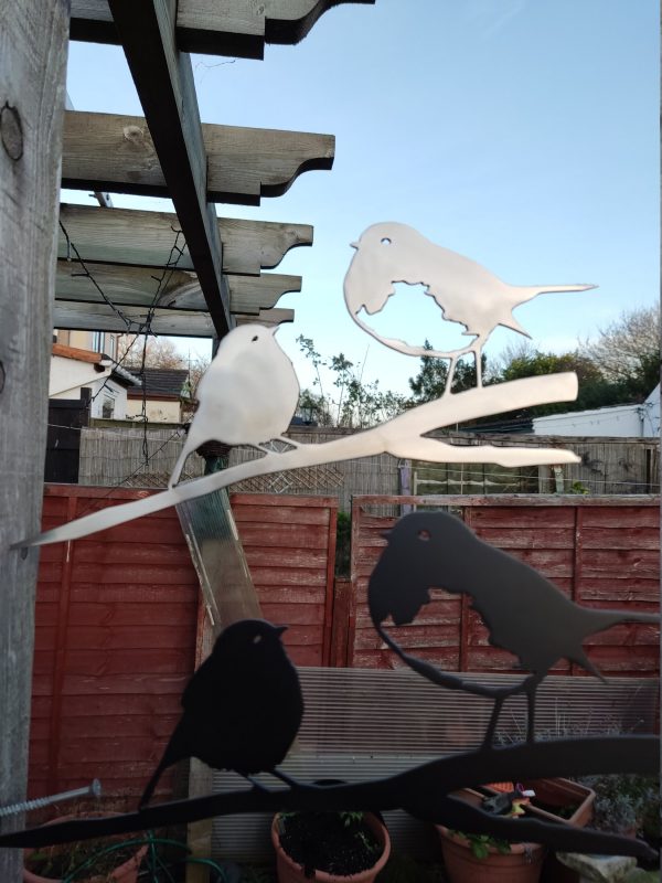 Robin and chick metal tree art metal bird garden stake (silver) - Image 6